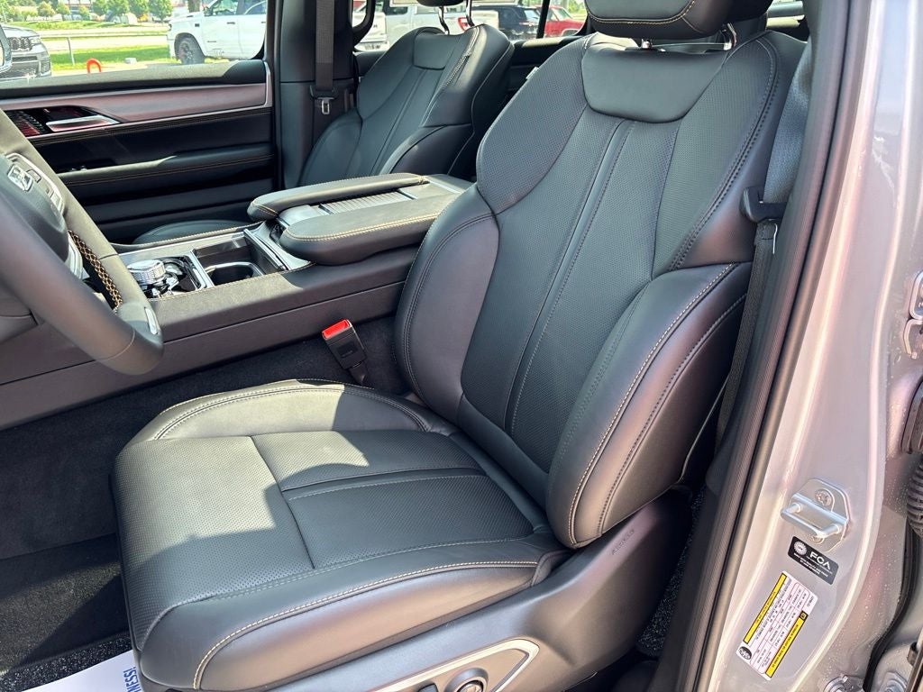2026 Jeep Grand Wagoneer L GRAND WAGONEER L 85TH ANNIVERSARY EDITION 4X4