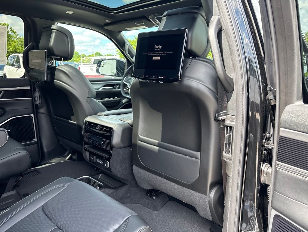 2026 Jeep Grand Wagoneer GRAND WAGONEER L LIMITED RESERVE 4X4