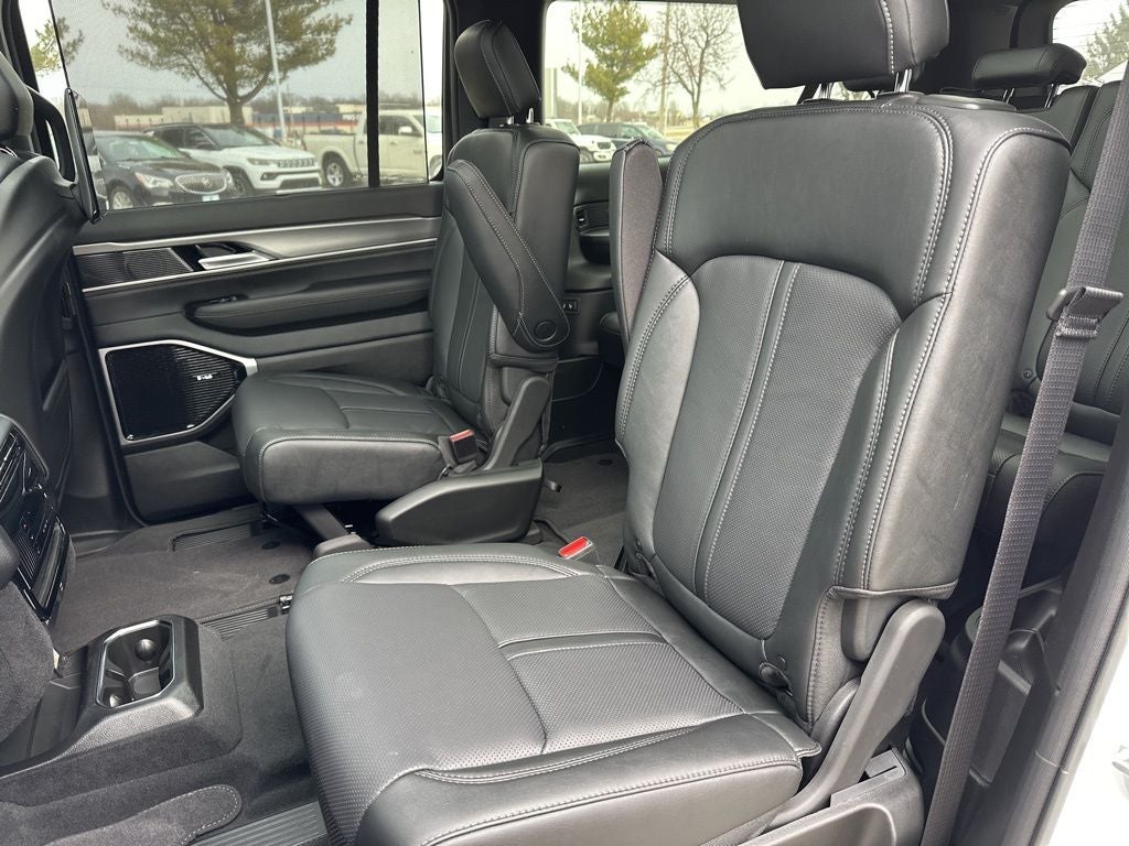 2026 Jeep Grand Wagoneer GRAND WAGONEER L LIMITED RESERVE 4X4
