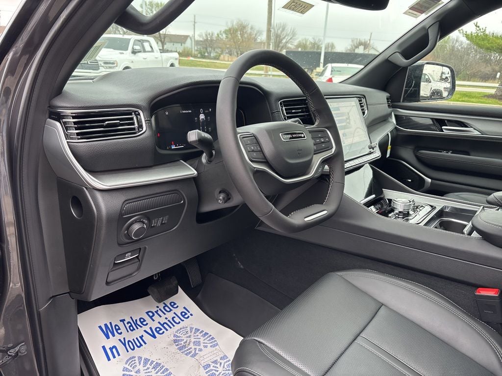 2026 Jeep Grand Wagoneer GRAND WAGONEER UPLAND 4X4