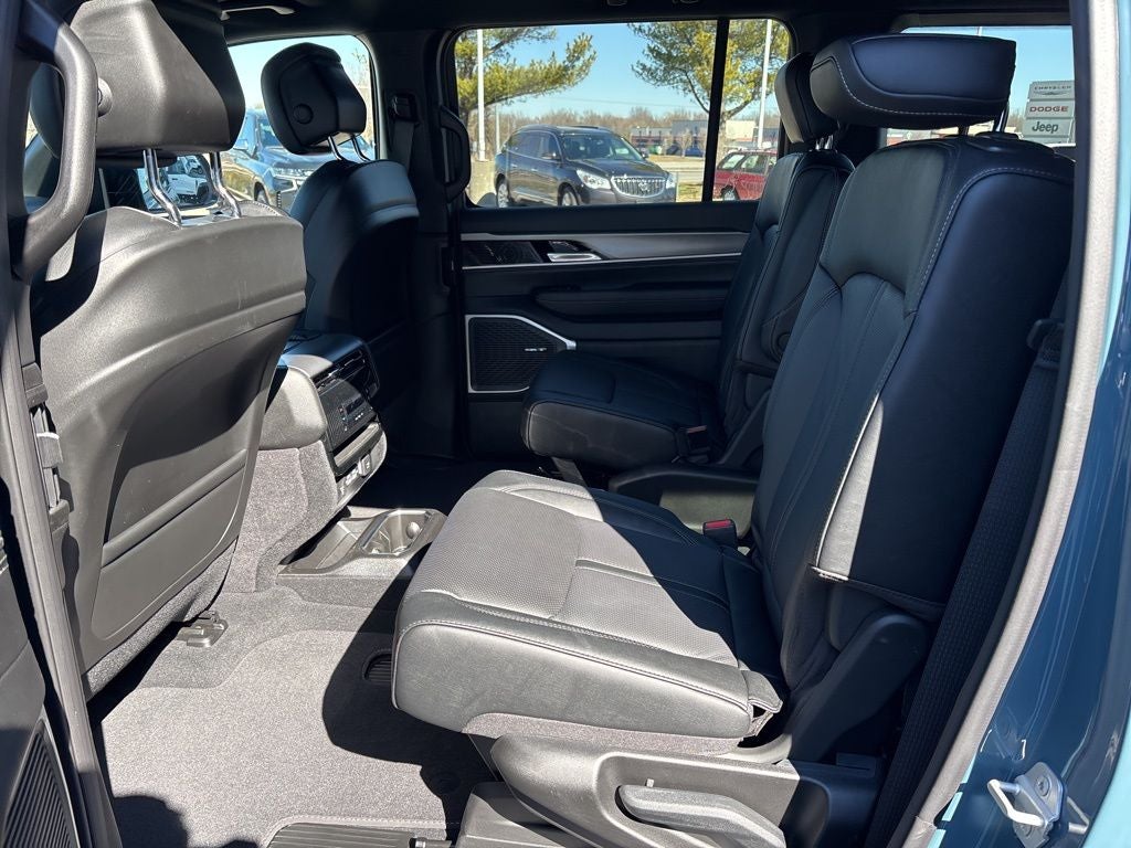 2026 Jeep Grand Wagoneer GRAND WAGONEER LIMITED ALTITUDE 4X4