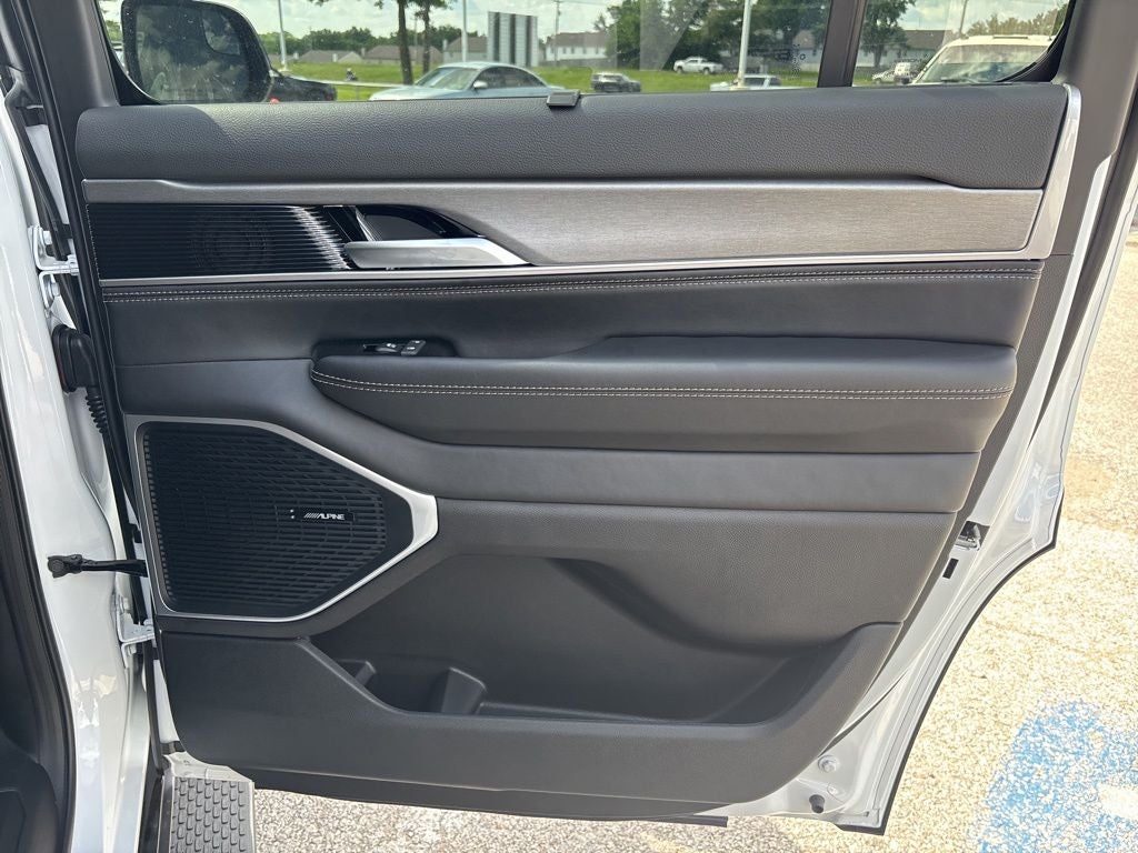 2026 Jeep Grand Wagoneer GRAND WAGONEER LIMITED ALTITUDE 4X4