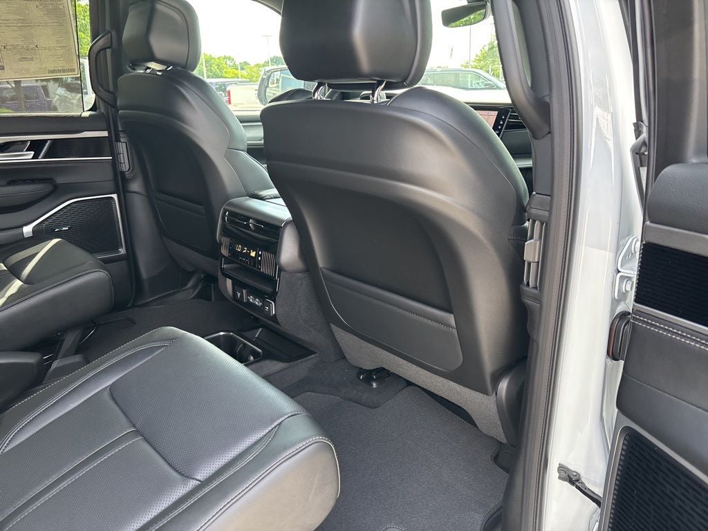2026 Jeep Grand Wagoneer GRAND WAGONEER LIMITED ALTITUDE 4X4