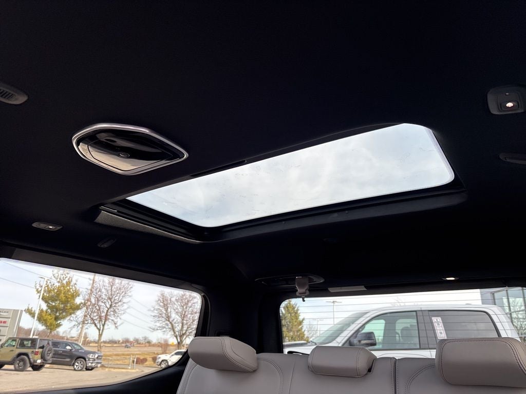 2026 Jeep Grand Wagoneer GRAND WAGONEER SUMMIT OBSIDIAN 4X4