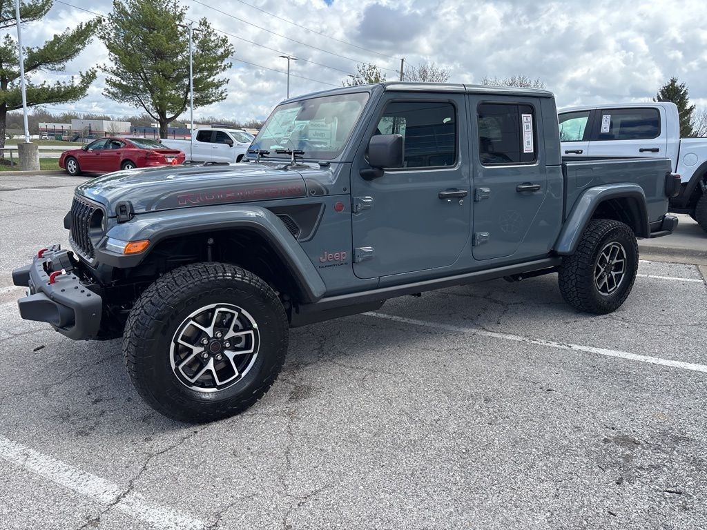 2026 Jeep Gladiator GLADIATOR SHADOW OPS 4X4