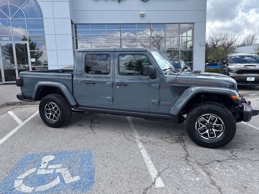 2026 Jeep Gladiator GLADIATOR SHADOW OPS 4X4