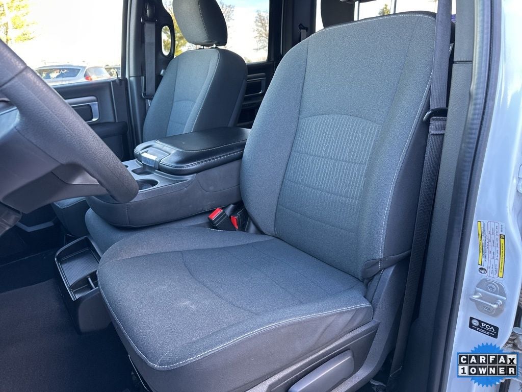 2024 RAM 1500 Classic Warlock Crew Cab 4x4 5'7' Box