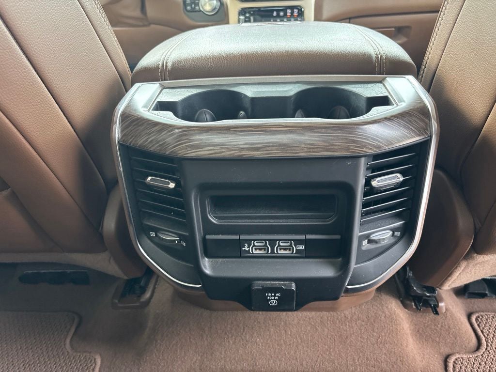 2020 RAM 1500 Laramie Quad Cab 4x4 6'4' Box