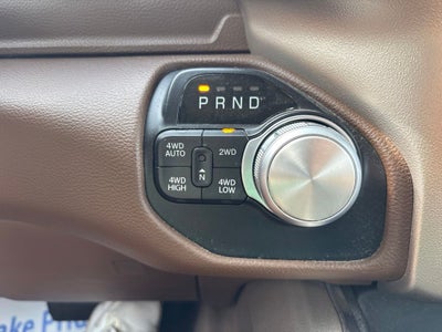 2020 RAM 1500 Laramie Quad Cab 4x4 6'4' Box