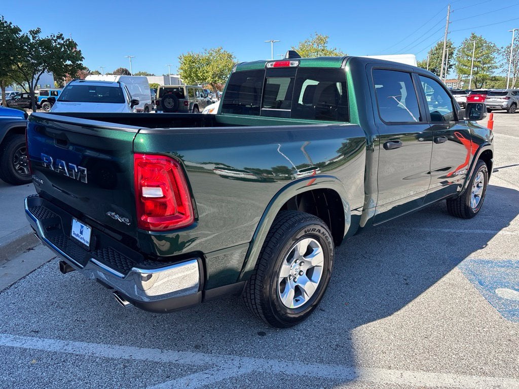 2027 RAM Ram 1500 RAM 1500 BIG HORN CREW CAB 4X4 5'7' BOX