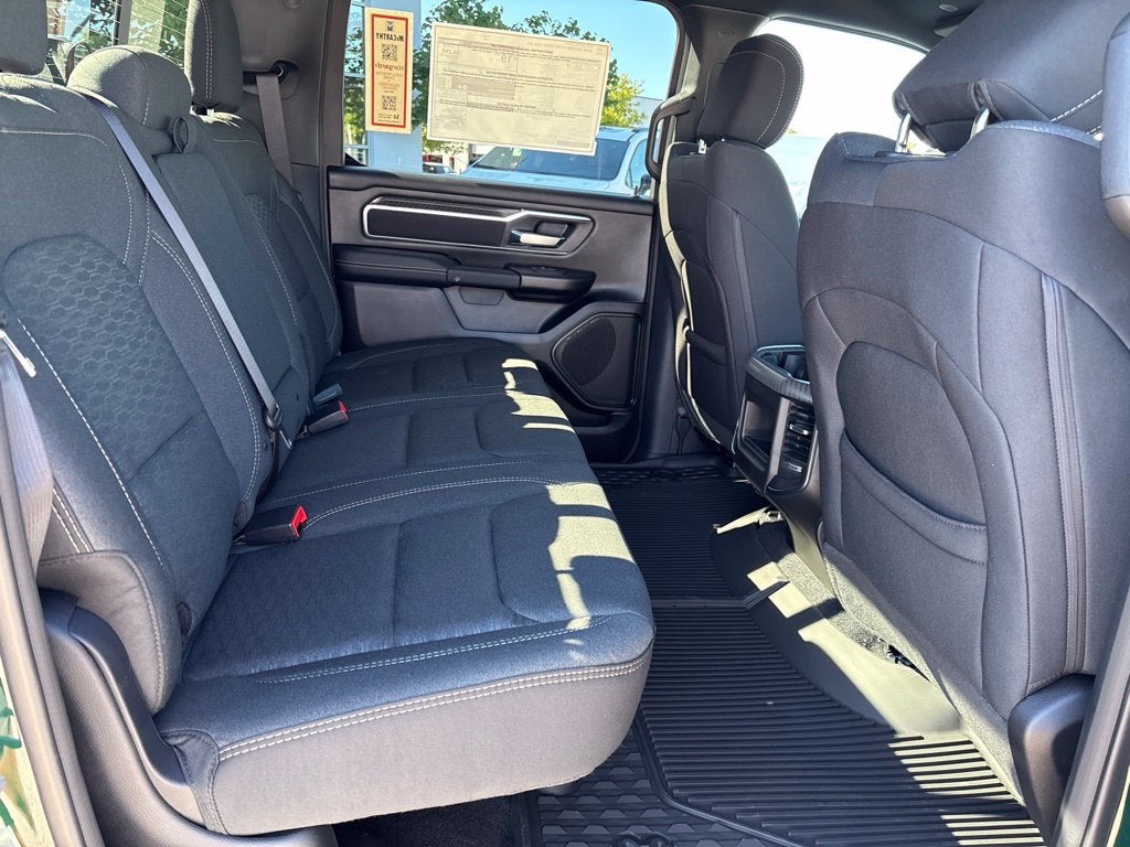 2027 RAM Ram 1500 RAM 1500 BIG HORN CREW CAB 4X4 5'7' BOX