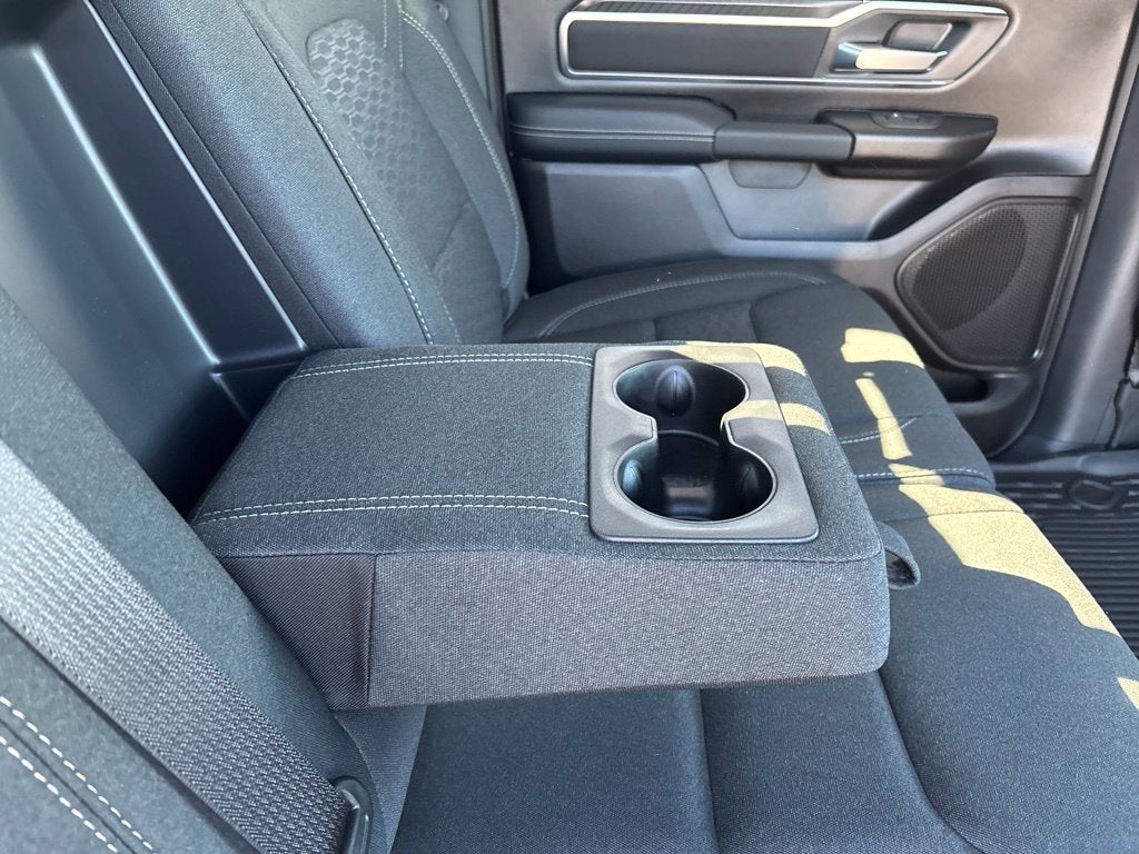 2027 RAM Ram 1500 RAM 1500 BIG HORN CREW CAB 4X4 5'7' BOX