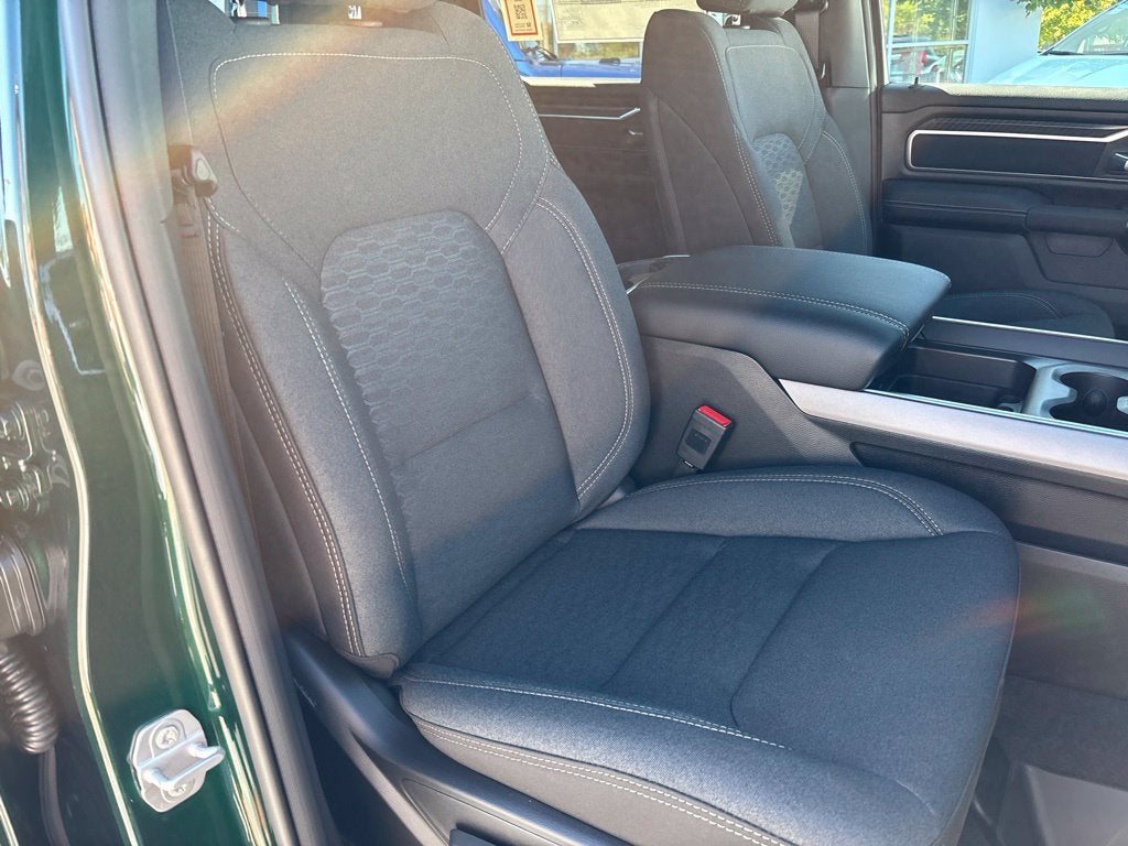 2027 RAM Ram 1500 RAM 1500 BIG HORN CREW CAB 4X4 5'7' BOX