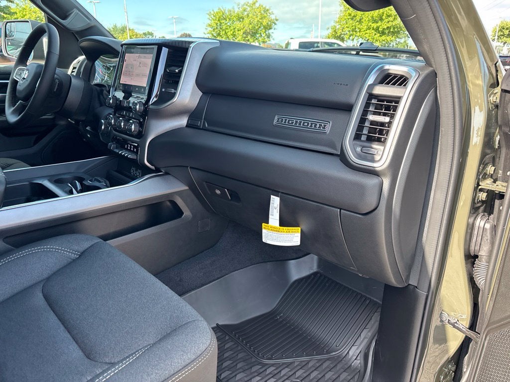 2027 RAM Ram 1500 RAM 1500 BIG HORN CREW CAB 4X4 5'7' BOX