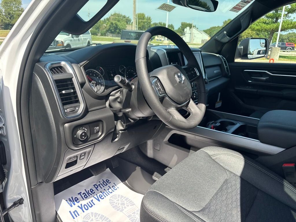 2027 RAM Ram 1500 RAM 1500 BIG HORN CREW CAB 4X4 5'7' BOX