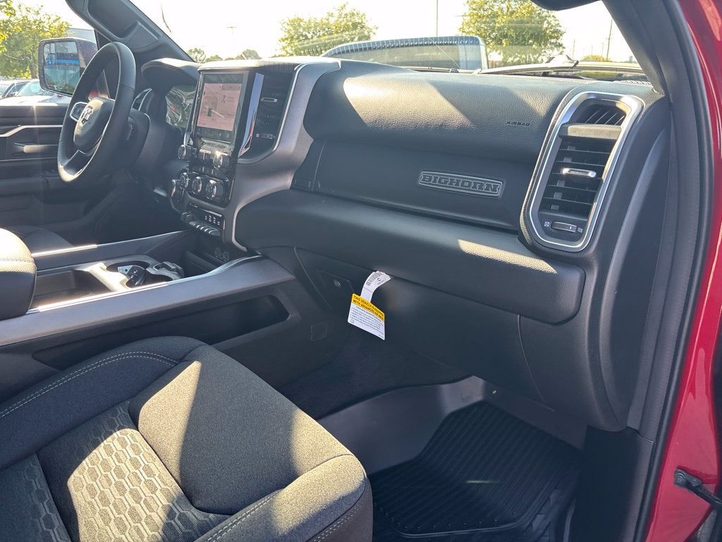 2027 RAM Ram 1500 RAM 1500 BIG HORN CREW CAB 4X4 5'7' BOX