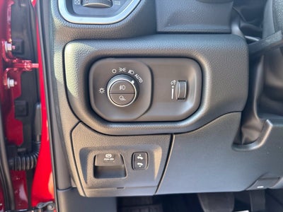2027 RAM Ram 1500 RAM 1500 BIG HORN CREW CAB 4X4 5'7' BOX