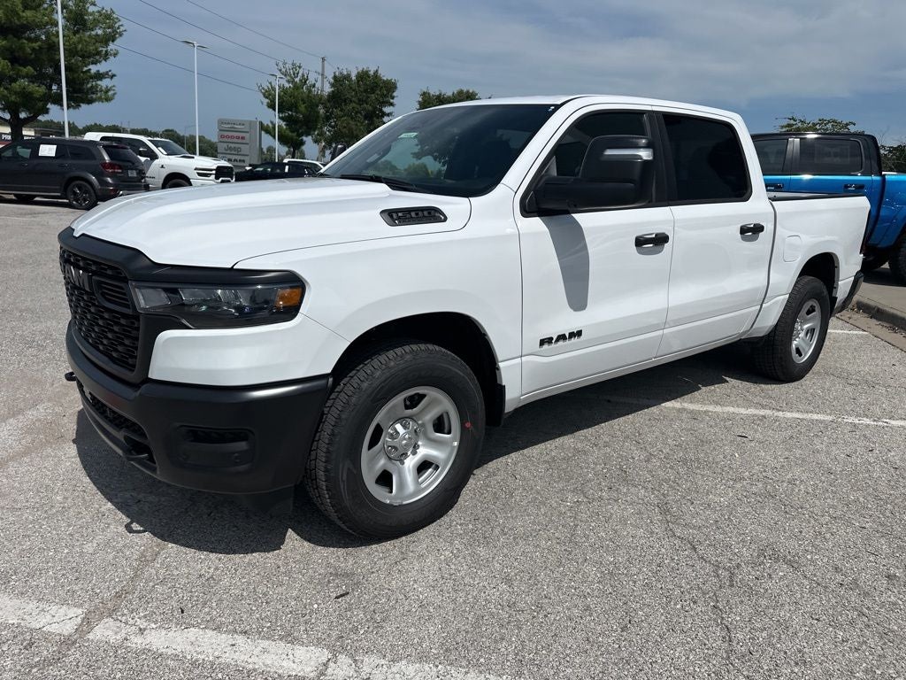 2026 RAM Ram 1500 RAM 1500 TRADESMAN CREW CAB 4X4 5'7' BOX