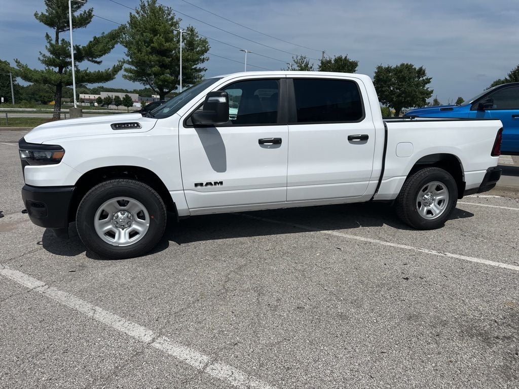 2026 RAM Ram 1500 RAM 1500 TRADESMAN CREW CAB 4X4 5'7' BOX