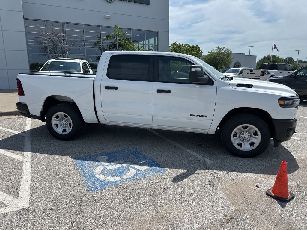 2026 RAM Ram 1500 RAM 1500 TRADESMAN CREW CAB 4X4 5'7' BOX