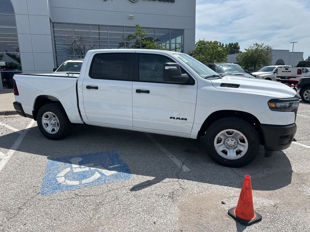 2026 RAM Ram 1500 RAM 1500 TRADESMAN CREW CAB 4X4 5'7' BOX