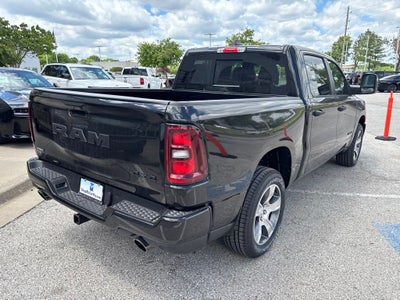 2026 RAM Ram 1500 RAM 1500 EXPRESS CREW CAB 4X4 5'7' BOX