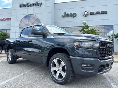 2026 RAM Ram 1500 RAM 1500 EXPRESS CREW CAB 4X4 5'7' BOX