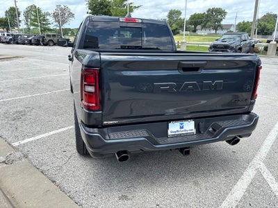 2026 RAM Ram 1500 RAM 1500 EXPRESS CREW CAB 4X4 5'7' BOX