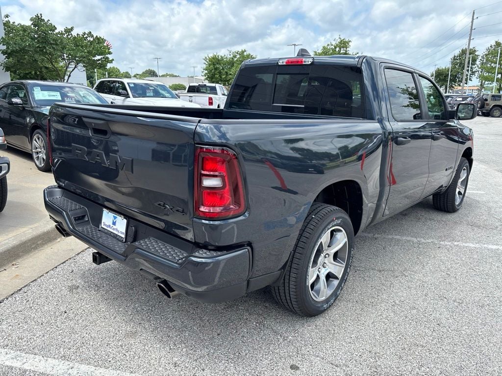 2026 RAM Ram 1500 RAM 1500 EXPRESS CREW CAB 4X4 5'7' BOX