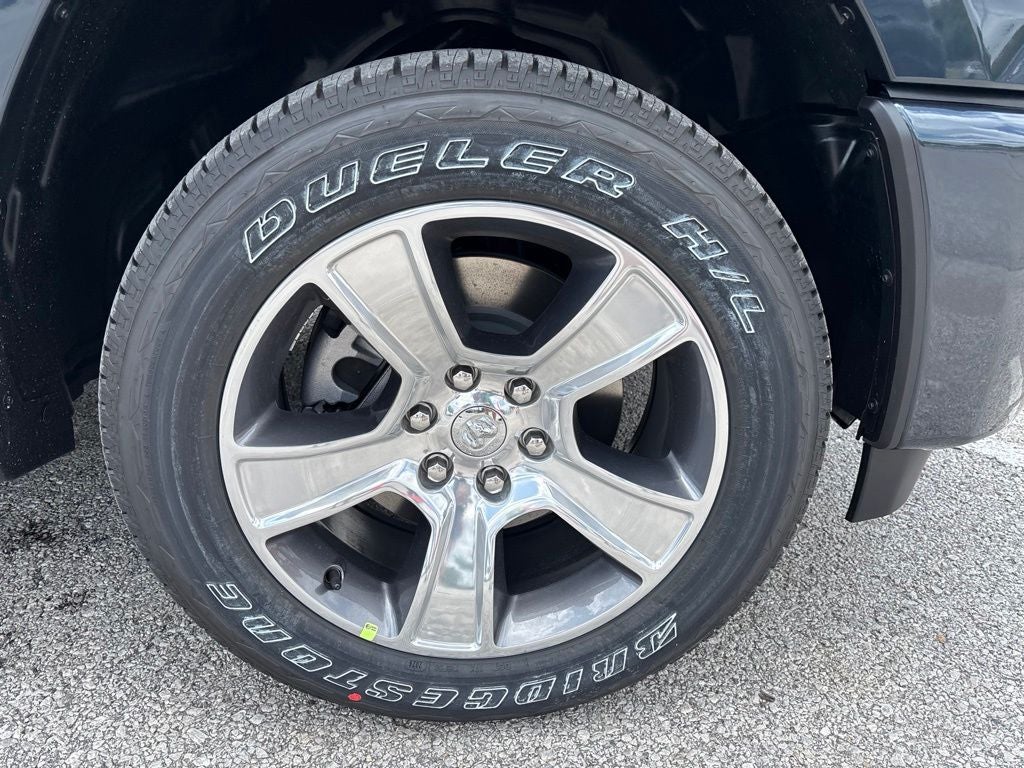 2026 RAM Ram 1500 RAM 1500 EXPRESS CREW CAB 4X4 5'7' BOX