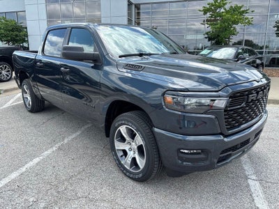 2026 RAM Ram 1500 RAM 1500 EXPRESS CREW CAB 4X4 5'7' BOX