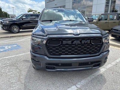 2026 RAM Ram 1500 RAM 1500 EXPRESS CREW CAB 4X4 5'7' BOX