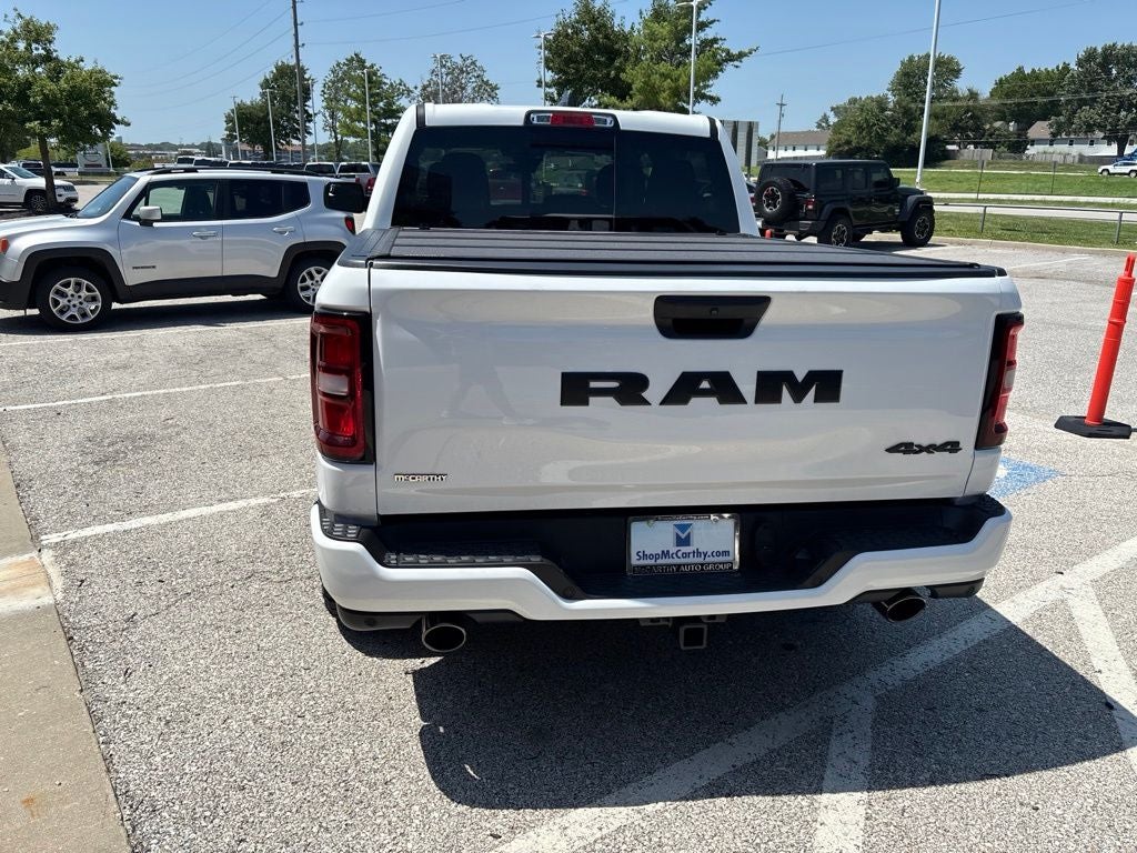 2026 RAM Ram 1500 RAM 1500 EXPRESS CREW CAB 4X4 5'7' BOX