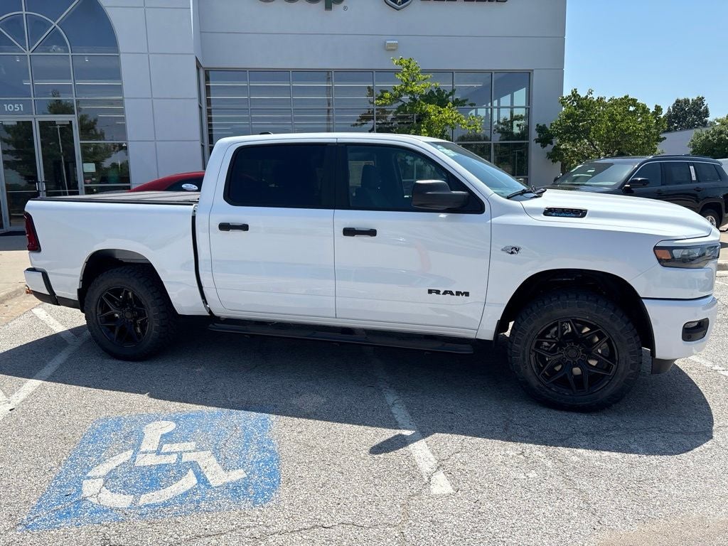 2026 RAM Ram 1500 RAM 1500 EXPRESS CREW CAB 4X4 5'7' BOX