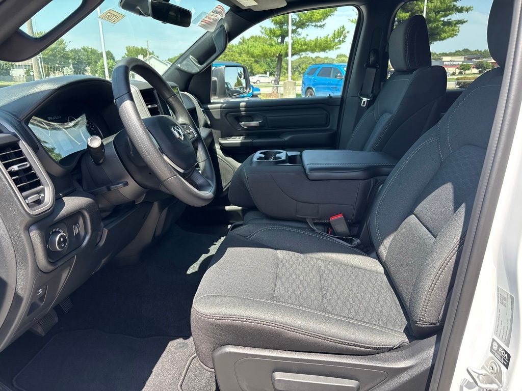 2026 RAM Ram 1500 RAM 1500 EXPRESS CREW CAB 4X4 5'7' BOX