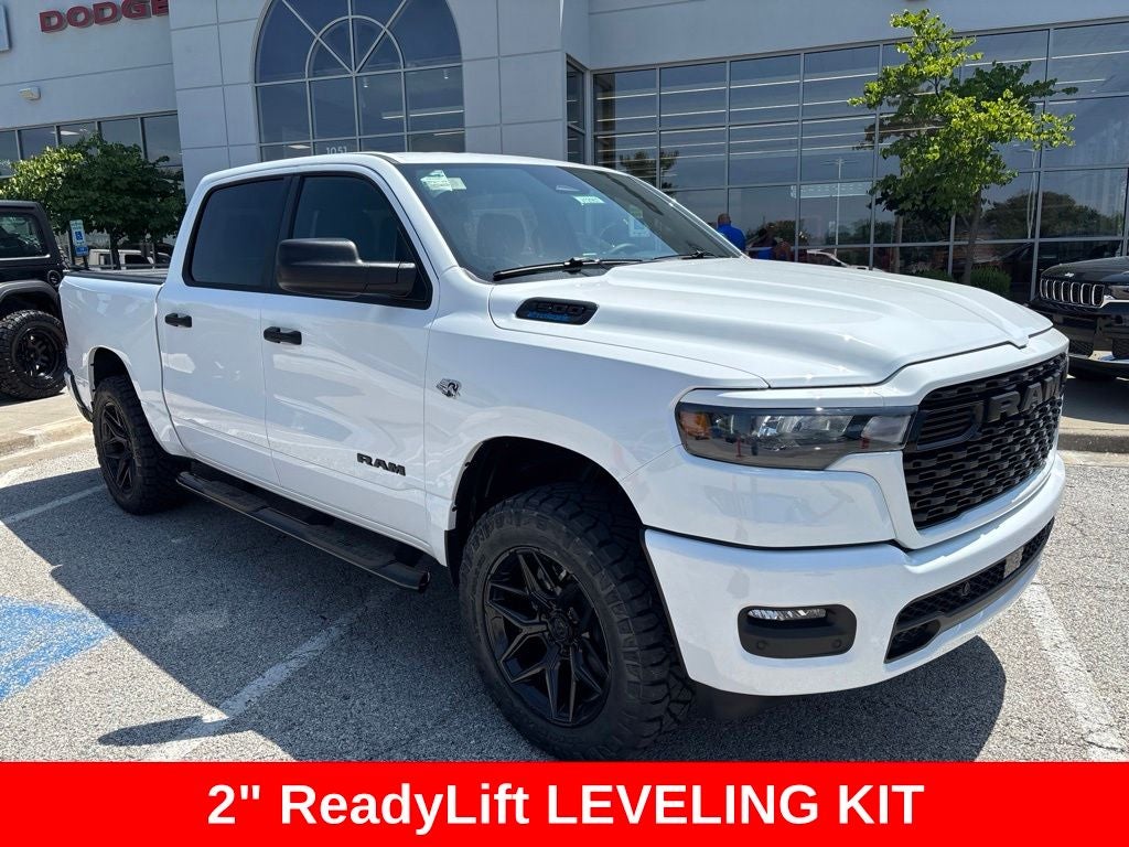 2026 RAM Ram 1500 RAM 1500 EXPRESS CREW CAB 4X4 5'7' BOX