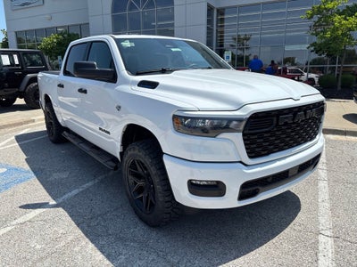 2026 RAM Ram 1500 RAM 1500 EXPRESS CREW CAB 4X4 5'7' BOX