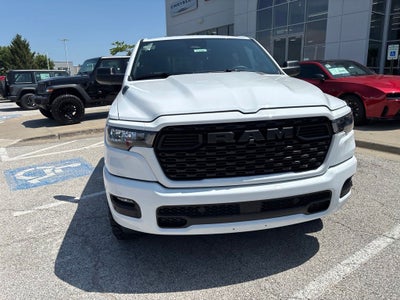 2026 RAM Ram 1500 RAM 1500 EXPRESS CREW CAB 4X4 5'7' BOX
