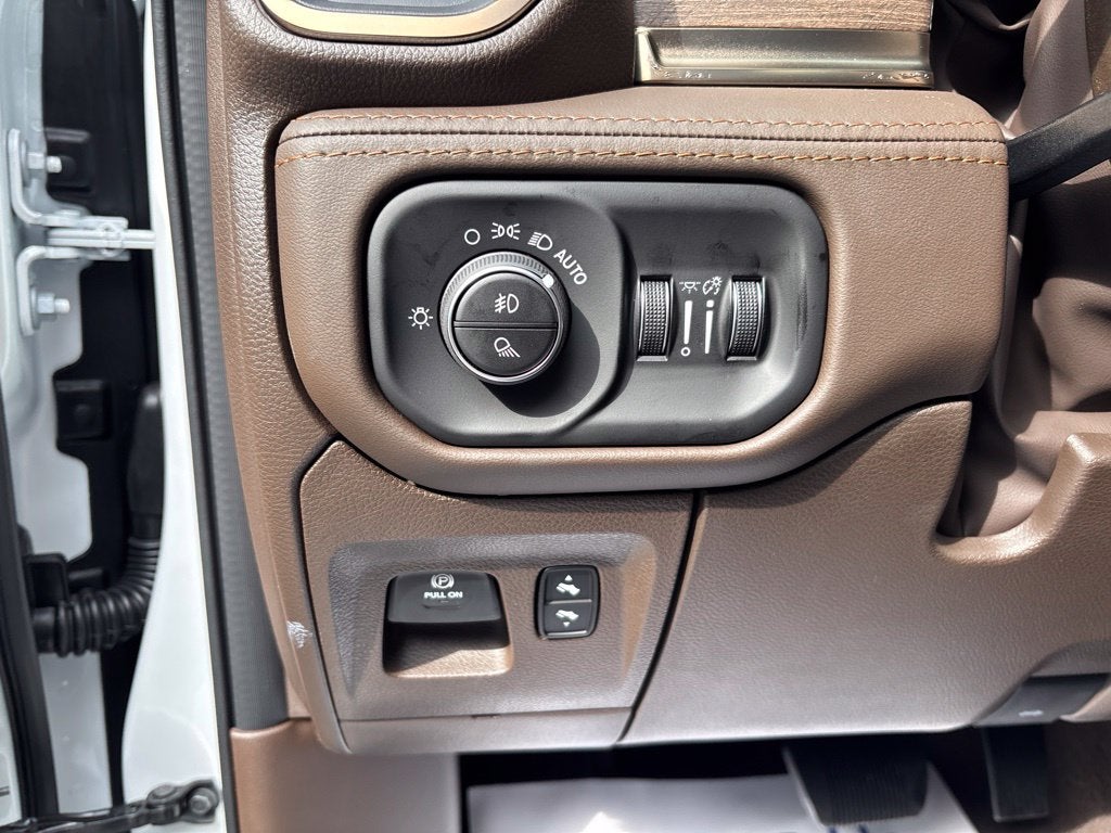 2027 RAM Ram 1500 RAM 1500 LONGHORN CREW CAB 4X4 5'7' BOX