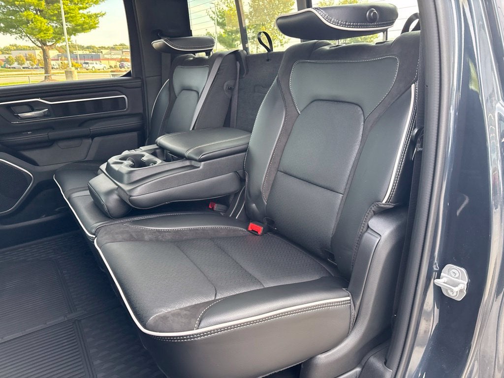 2026 RAM 1500 Laramie Crew Cab 4x4 5'7' Box
