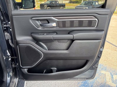 2026 RAM 1500 Laramie Crew Cab 4x4 5'7' Box