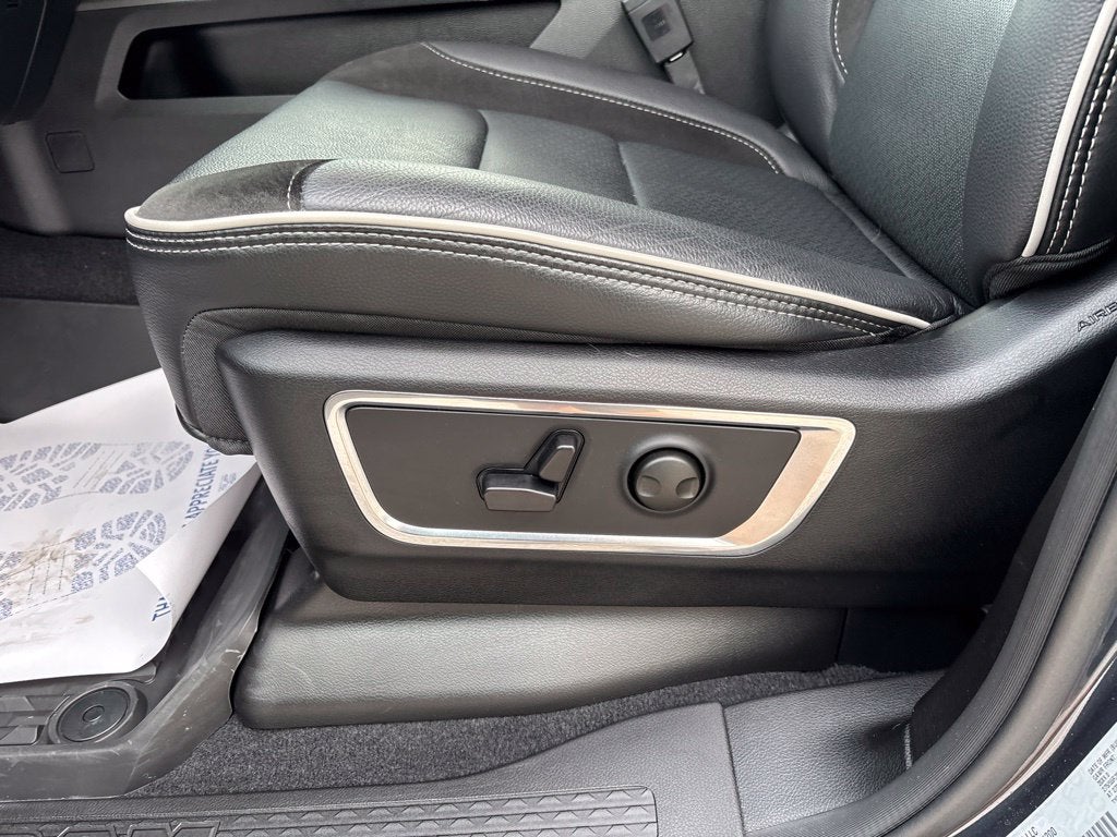 2026 RAM 1500 Laramie Crew Cab 4x4 5'7' Box