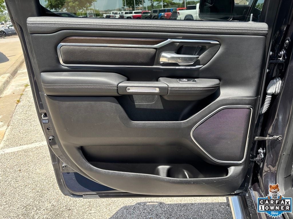 2021 RAM 1500 Laramie Crew Cab 4x4 5'7' Box
