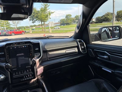 2023 RAM 1500 Laramie Crew Cab 4x4 5'7' Box
