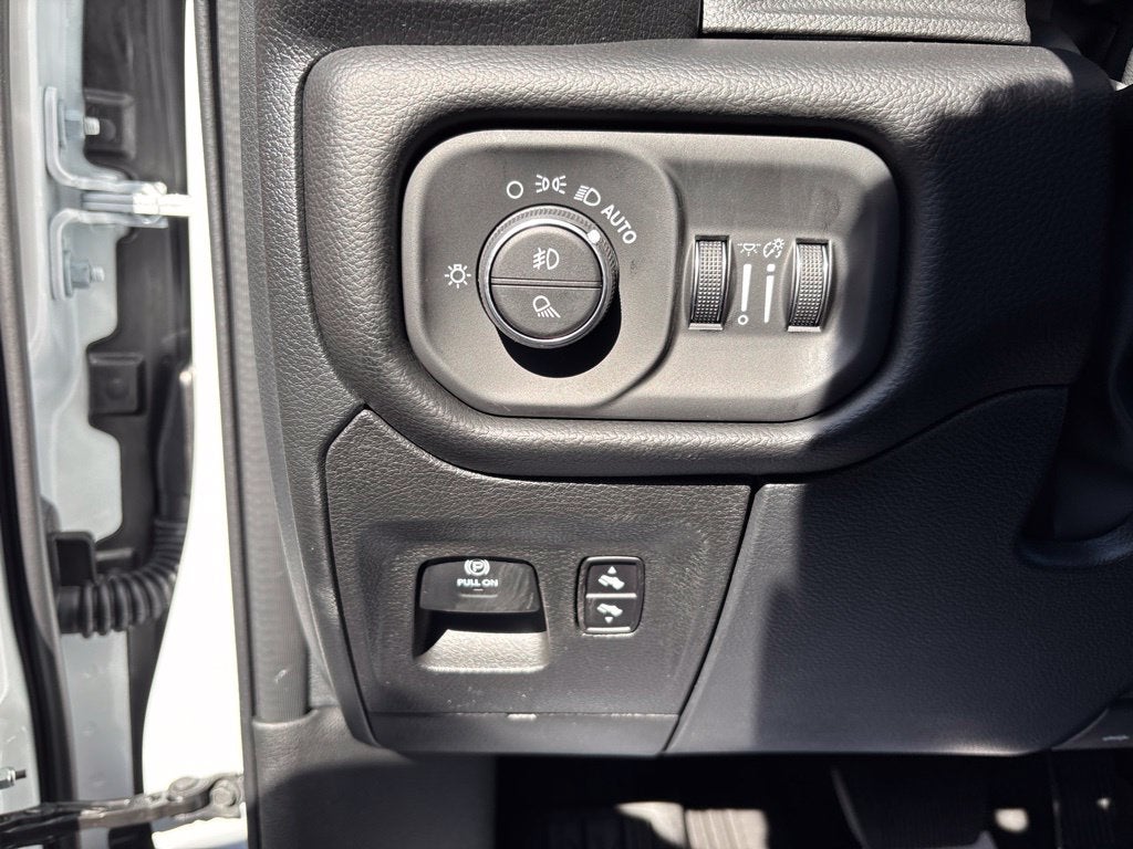 2027 RAM Ram 1500 RAM 1500 REBEL CREW CAB 4X4 5'7' BOX