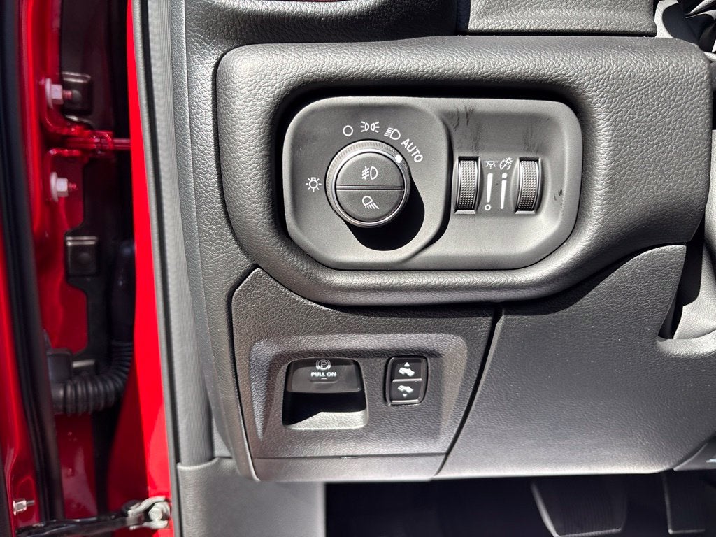 2027 RAM Ram 1500 RAM 1500 REBEL CREW CAB 4X4 5'7' BOX