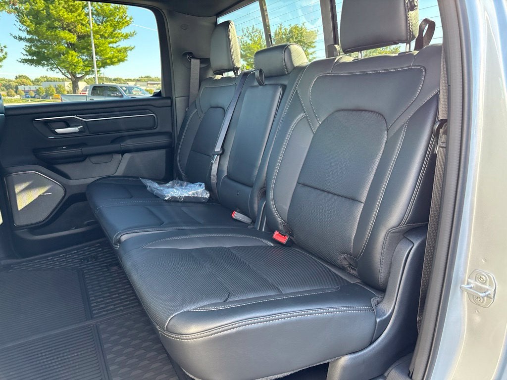 2027 RAM Ram 1500 RAM 1500 REBEL CREW CAB 4X4 5'7' BOX