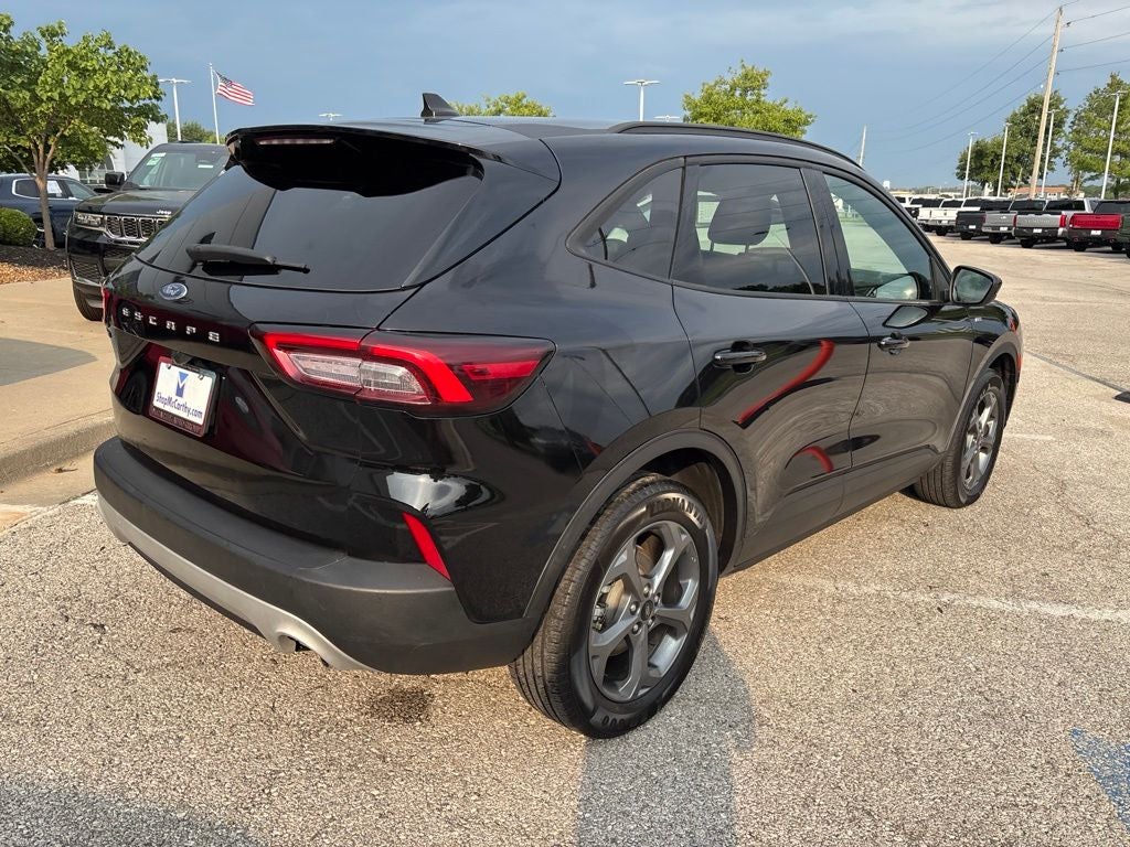 2025 Ford Escape ST-Line Select