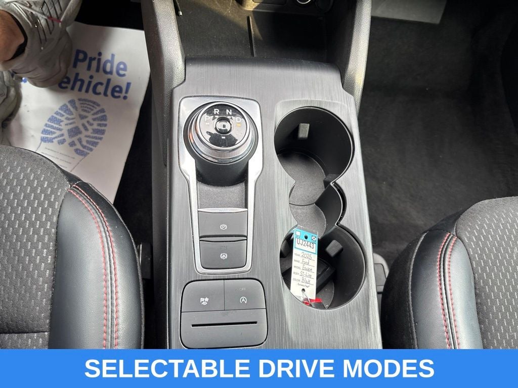 2025 Ford Escape ST-Line Select