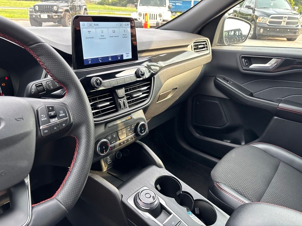 2025 Ford Escape ST-Line Select
